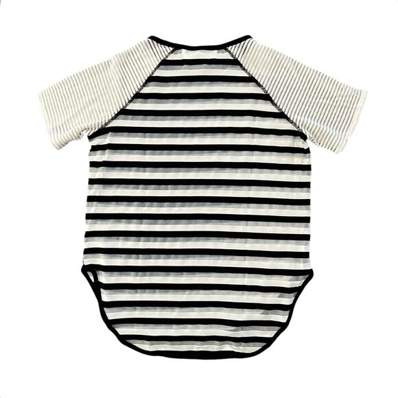 DEREK LAM 1OC ATHLETA Stripe Sheer Raglan Sleeve Shirt Black White Small - Picture 3 of 7
